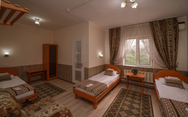 Alpinist Hotel