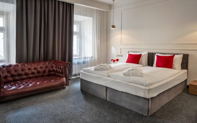 Shato Volgo Hotel