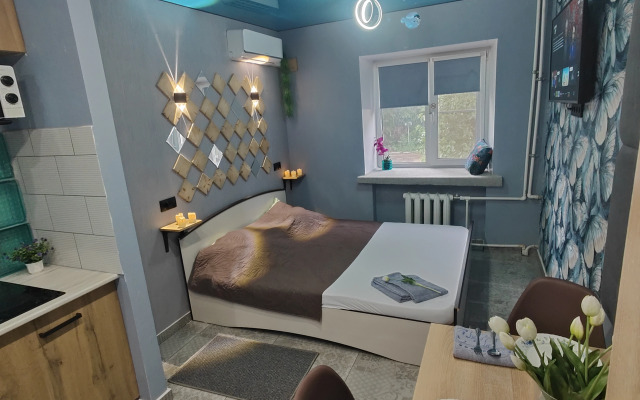 Апартаменты отличная студия напротив Сибади в центре Нефтяников