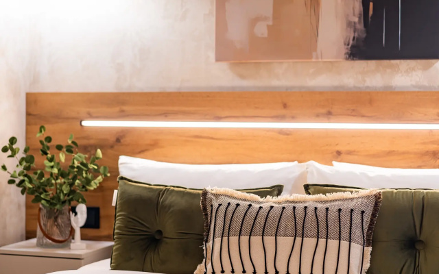 Apartamenty Centr Svoa Parkovka Sovremennyj remont