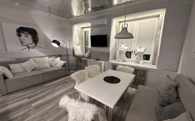 Квартира Дизайнерская двухкомнатная на Арбате PKRP