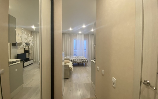 Na Kolmovskoy Naberezhnoy Flat