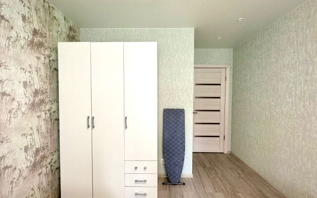 Yevro 3-Kh Komnatnye Apartamenty Na Sheremetyevskoy 10k5 Apartments