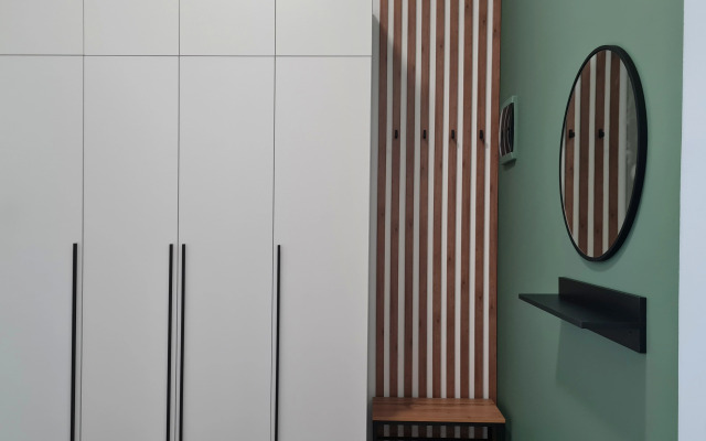 Green Studio Apartment