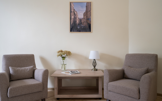 Апартаменты Чайковского 39б