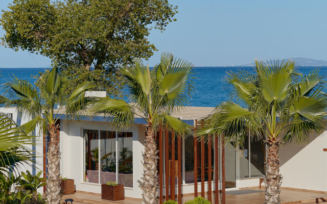 Aquamarine Family Club Hotel