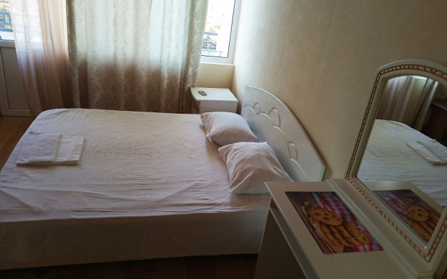 Uyut na Dekabristov Guest House