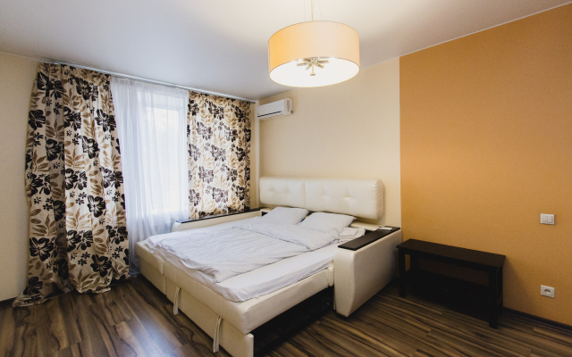 2 Bedroom Apartment Pathos in Khamovniki