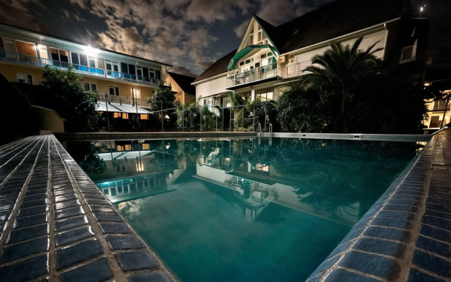 Lazur Allama Group Guest house