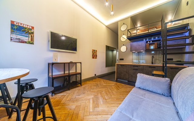 Loft In The Center On Fontanka Apartments