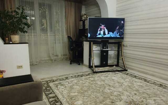 Апартаменты 345 Дагестанской Стрелковой Дивизии 17Б