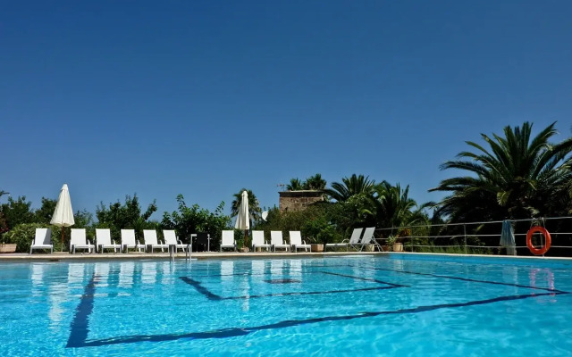 Отель Finca Predio Son Serra