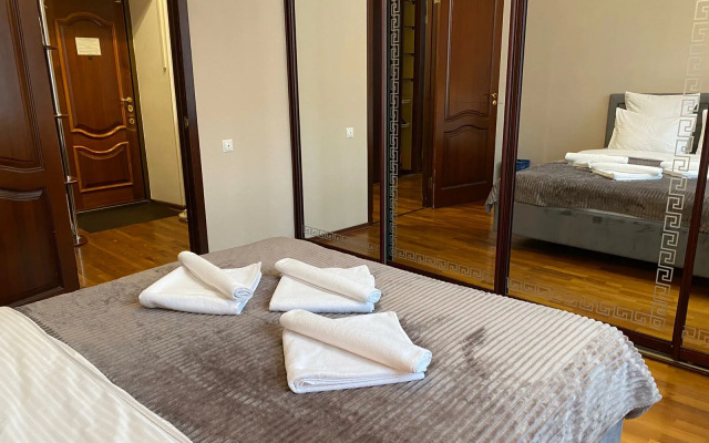 Апартаменты с видом на Мэрию и Тверскую площадь