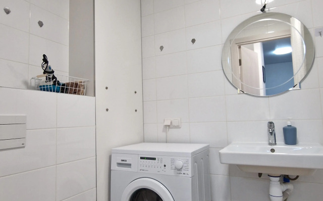 V novom ZHK 4 ryadom s Veresayeva Uyutnyy Dom Flat