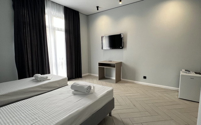 Hotel Aurora Inn Gagra