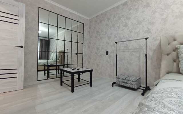 Na Yefremova Dlya Dvoikh Gostey Apartments