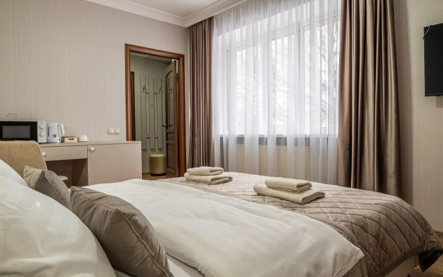 So Vsemi Udobstvami Apartments