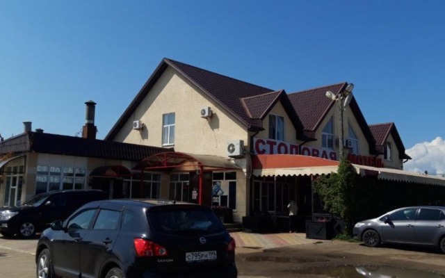 Shashlychny Dvor Hotel