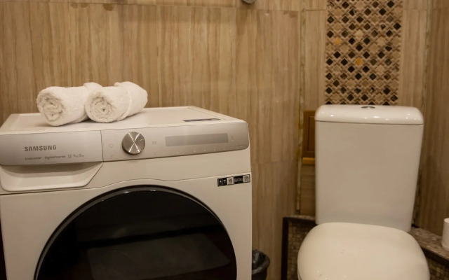Na Ulitse Kurmangazy 33 Flat