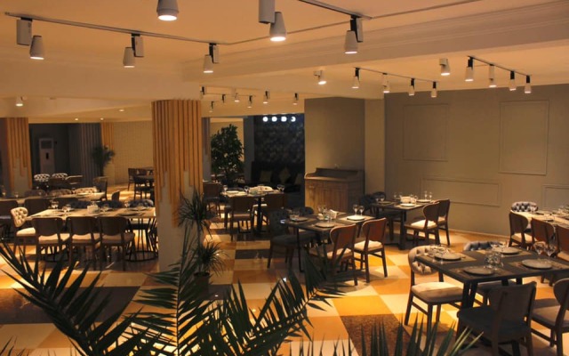 Prestige Hotel