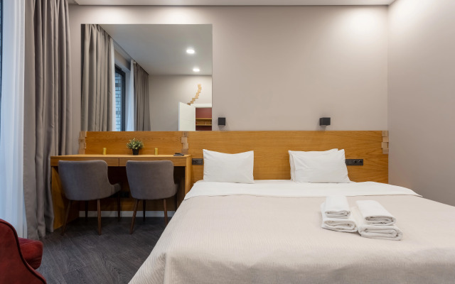 Апартаменты дизайнерские на 37 этаже