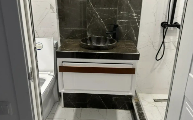 Квартира White 47