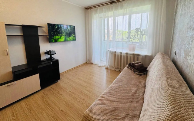 Квартира Большая двухкомнатная квартира