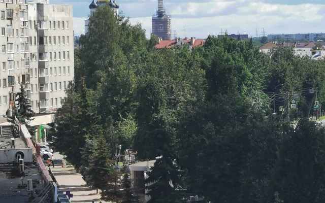 Na Rizhskom Prospekte nedaleko ot Kremlya Flat
