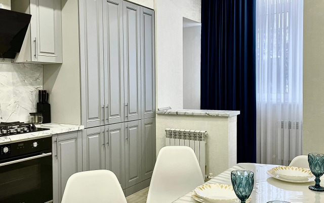 Апартаменты на Декабристов 36