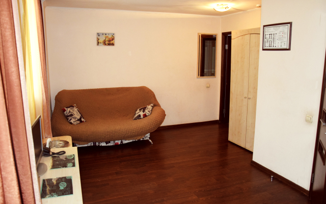 Мини-отель Золотое крыло Ленина 51