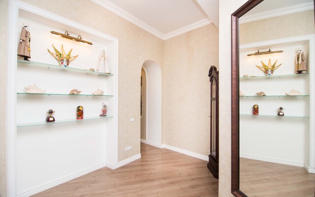 Апартаменты Тихая квартира у Аничкова моста