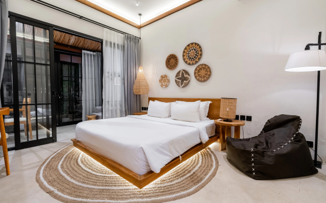 Hijau by EVDEkimi – Charming 2BR Escape with Pool, Outdoor Lounge, Lush Garden – Long Stay Extras Villa