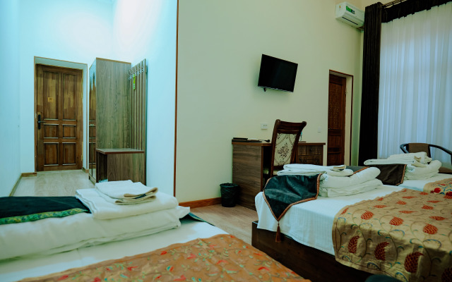 Imperial Palace Hotel