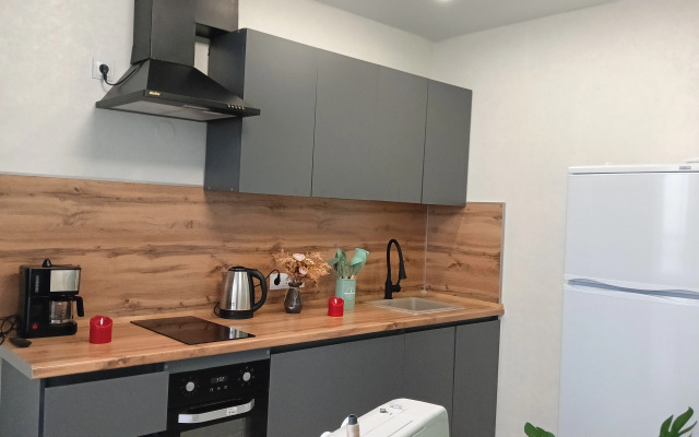 Квартира Прекрасная 1 комн квартира в ЖК Матросов