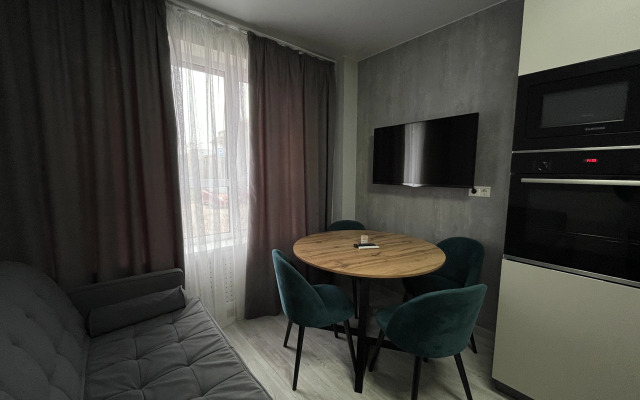 Uyutnaya dvukhkomnatnaya Na Solnechnom Bulvare flat