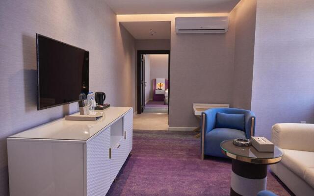 Marvelous Hotel