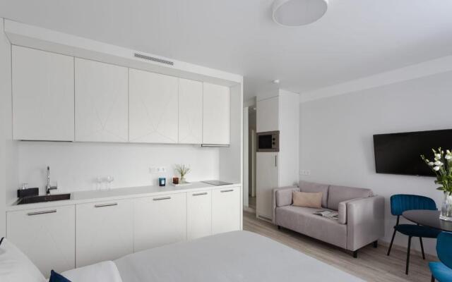 Апартаменты Квартира Cтудия у метро Бухарестская