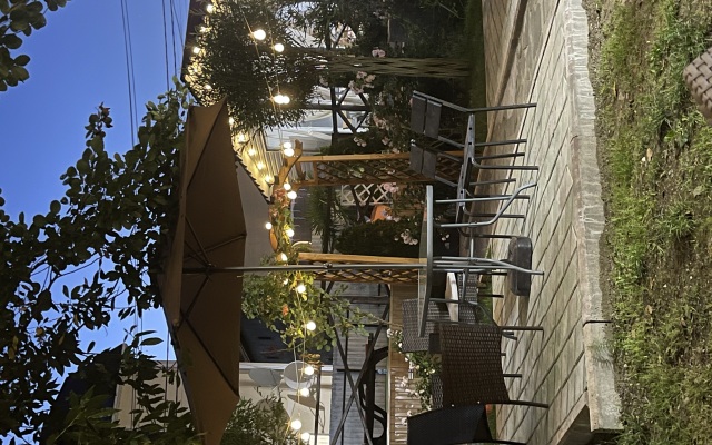Provans-Loo Guest House