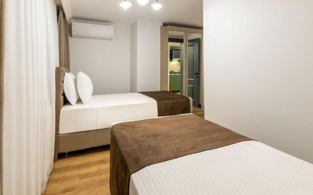Отель BayMari Suites City Life