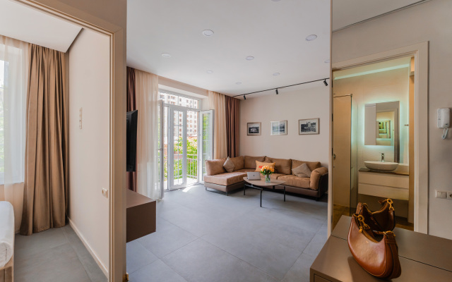 KeyGo #0080, 1 Bedroom, Saryan Street Apartments