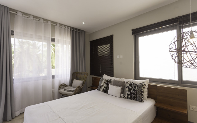 Serenity Residences & Spa, Kokrobite Beach Hotel
