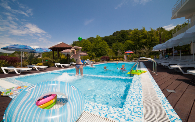 Yuzhny Park Guest House