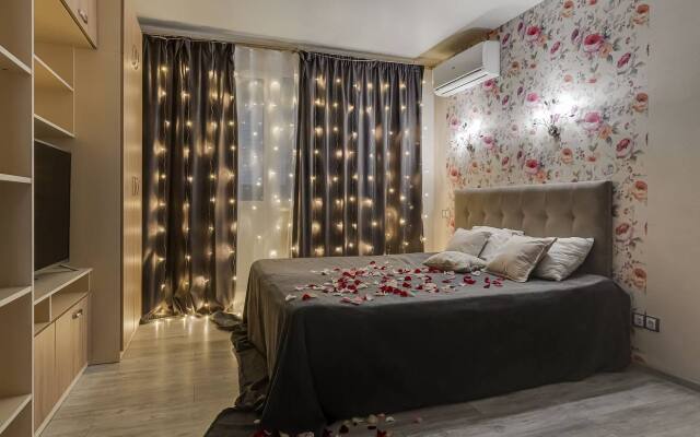 Апартаменты на Творческой 7