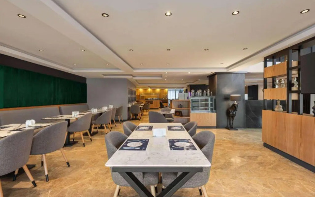 Days Inn By Wyndham Istanbul Arnavutköy