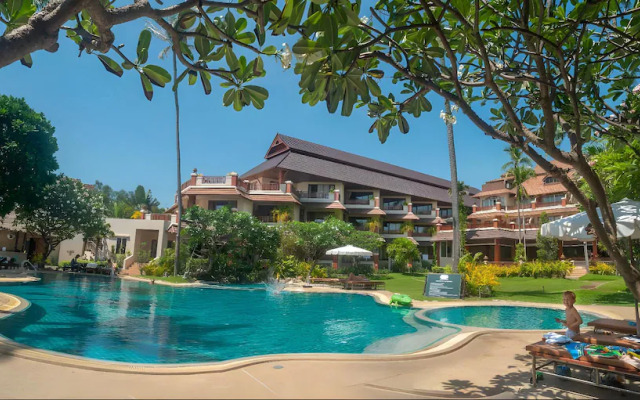 Курортный отель Aloha Resort