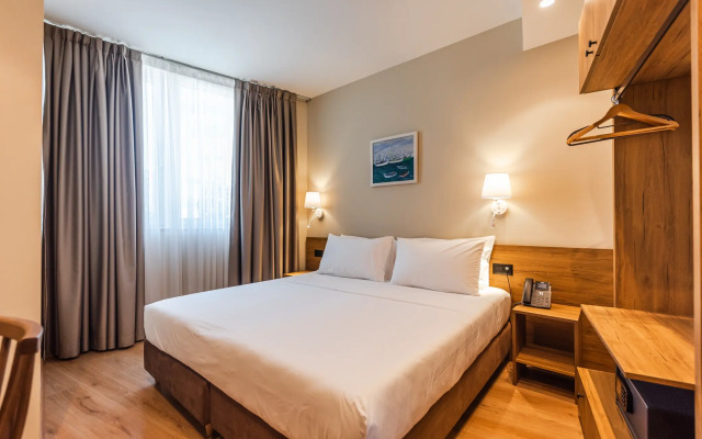Aragosta Hotel
