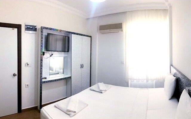 Lavin Garden Hotel