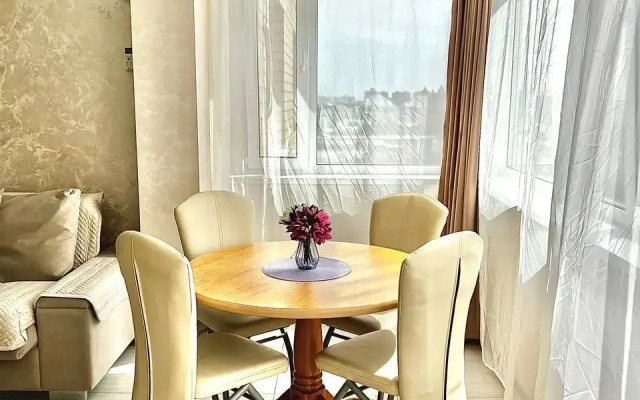 Zeyskaya 220 flat