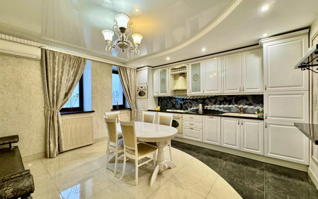 2-Kh Komnatnaya Vozle Kremlya Flat