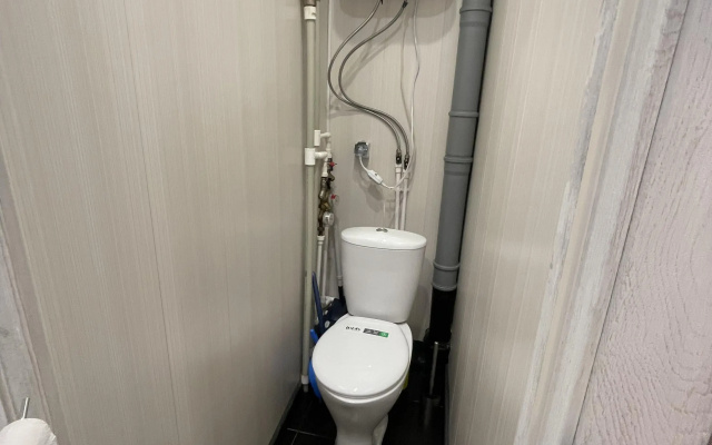 Apartamenty na Askol'dovcev 37